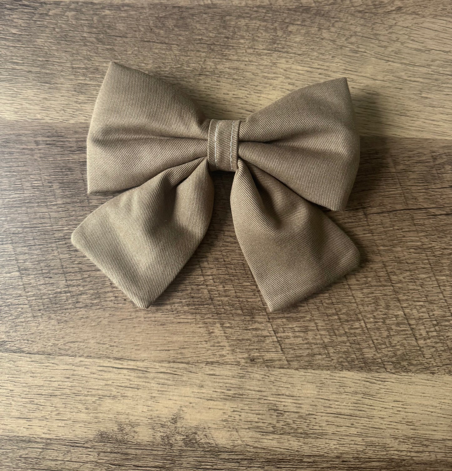 Plain Brown Bow
